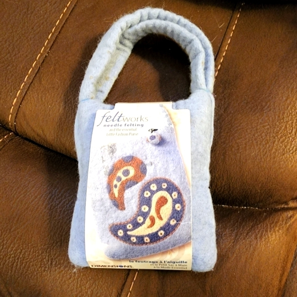 Felted Paisley Crossbody Kit